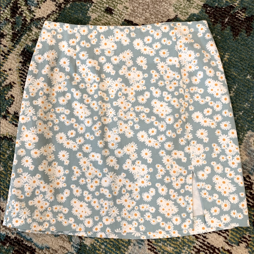 NWOT Wild Fable Mini Skirt